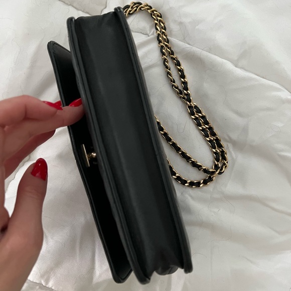 Trendy CC Wallet on Chain leather crossbody bag - Picture 6 of 10